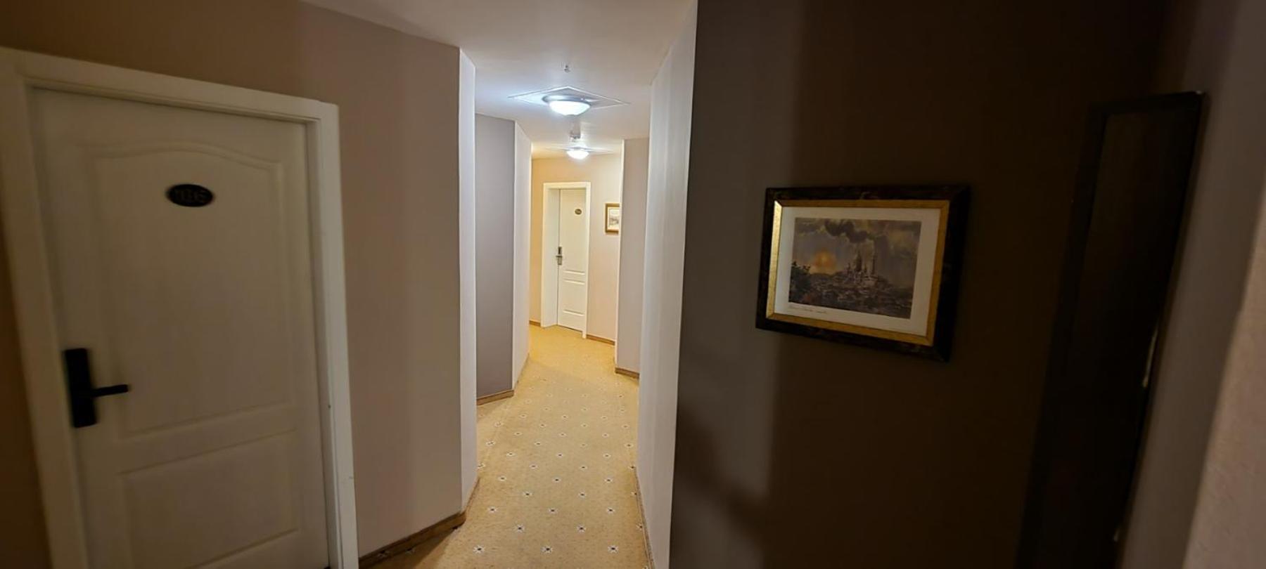 Hotel Bluebell オフリド エクステリア 写真