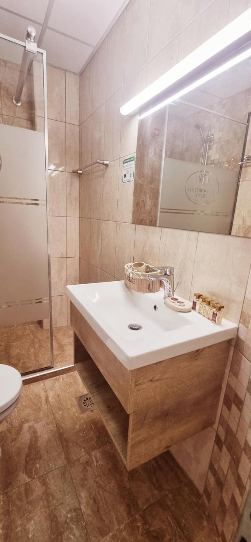 Hotel Bluebell オフリド エクステリア 写真