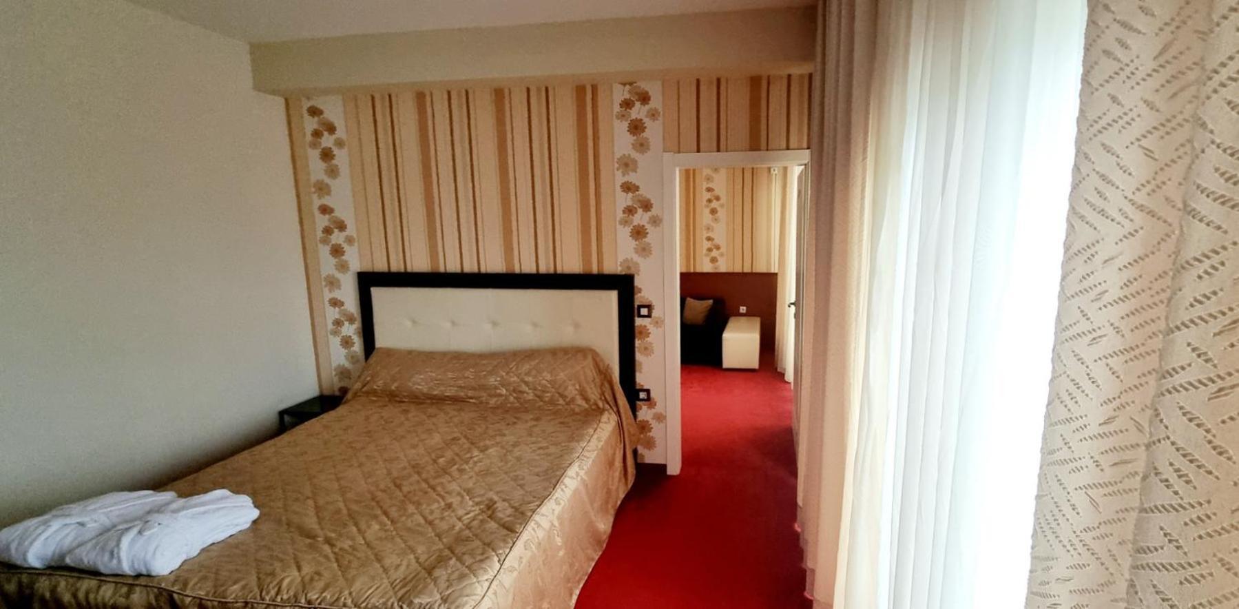 Hotel Bluebell オフリド エクステリア 写真
