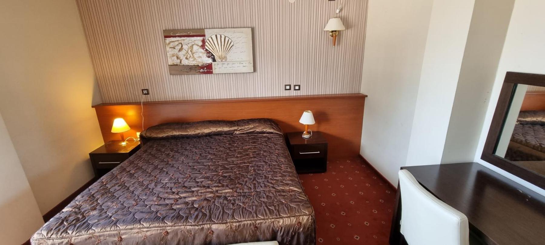 Hotel Bluebell オフリド エクステリア 写真